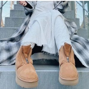UGG neumel platform zip chestnut